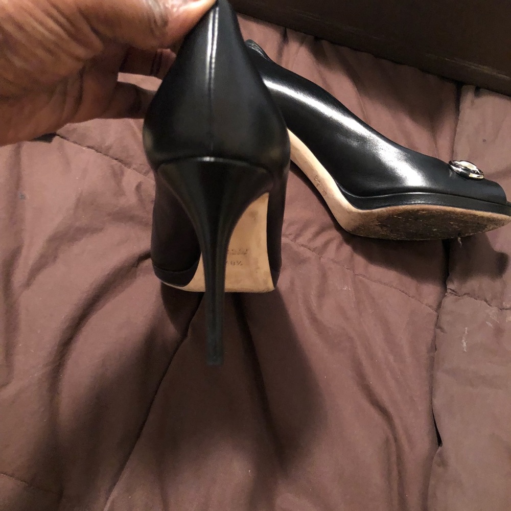 Authentic Gucci Peep Toe Pump